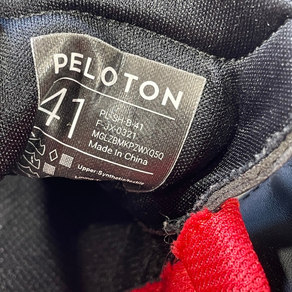 Peloton Road Cycling Shoes 41 US Men 8 Womens 10 Black 3 Bolt Cleats - Picture 2 of 7